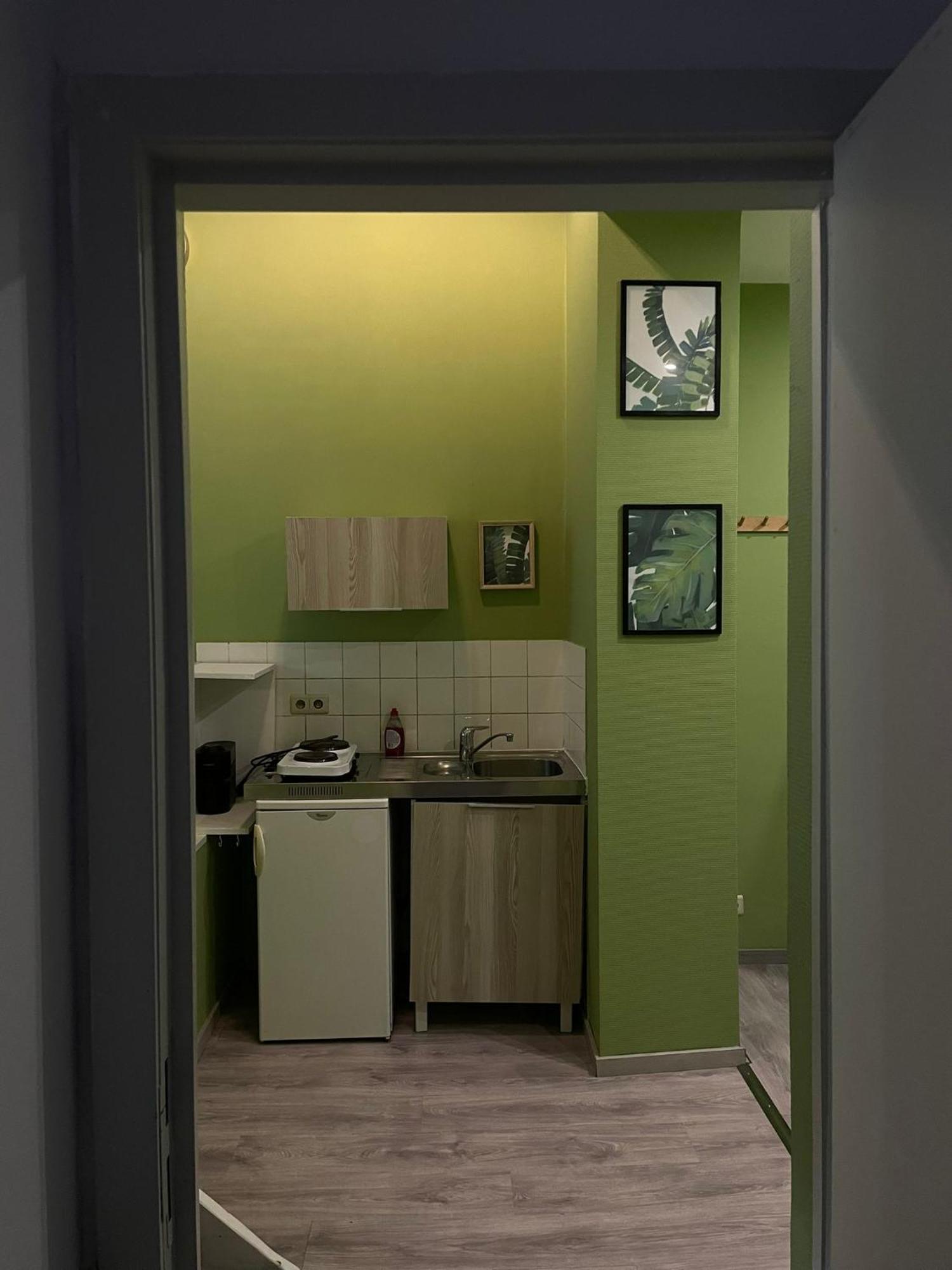European District Hostel Brussels Ngoại thất bức ảnh