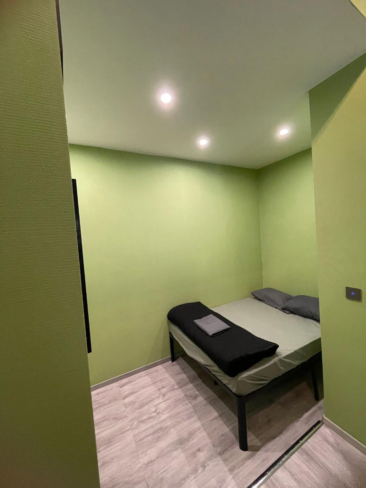 European District Hostel Brussels Ngoại thất bức ảnh