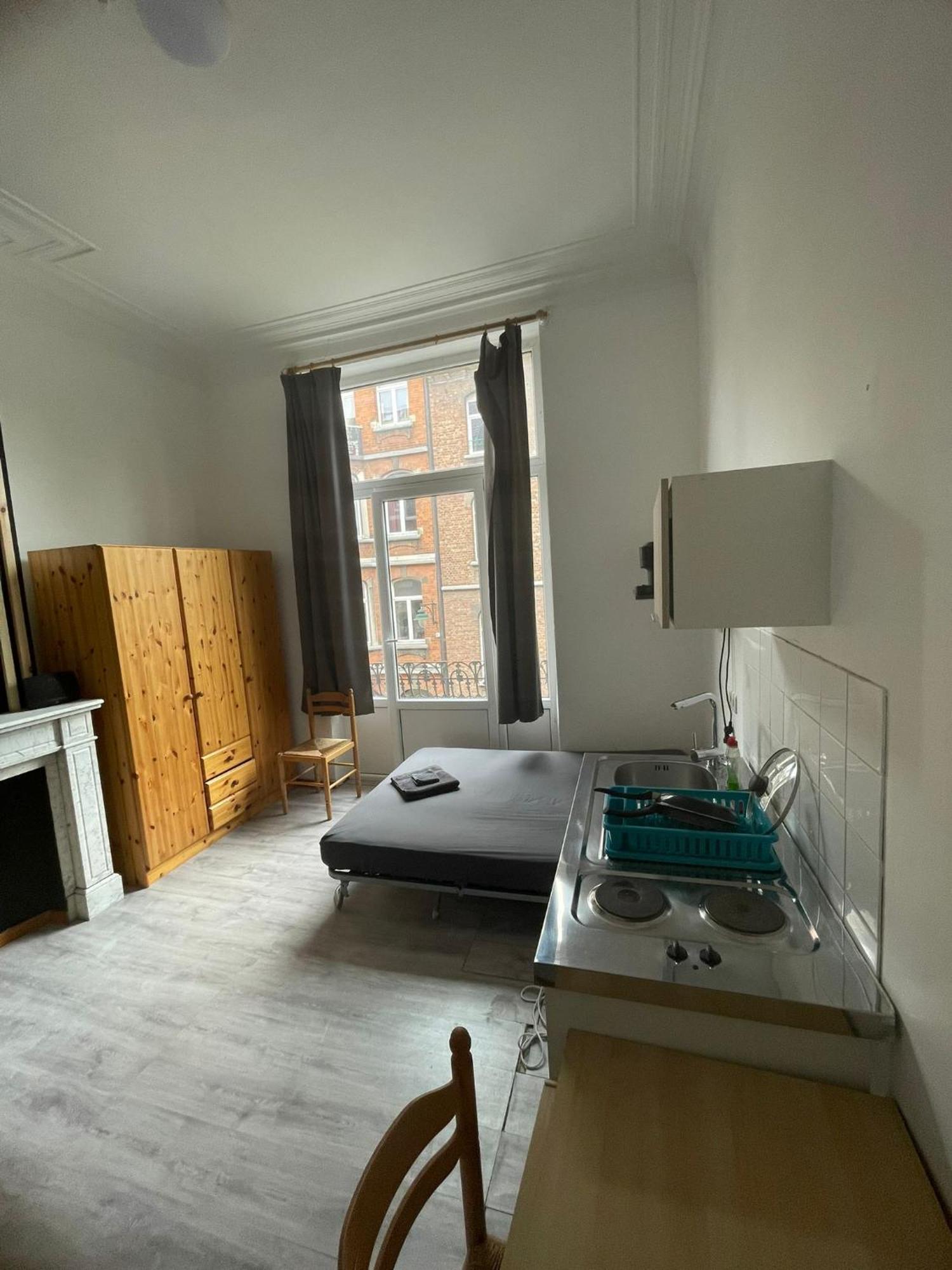 European District Hostel Brussels Ngoại thất bức ảnh