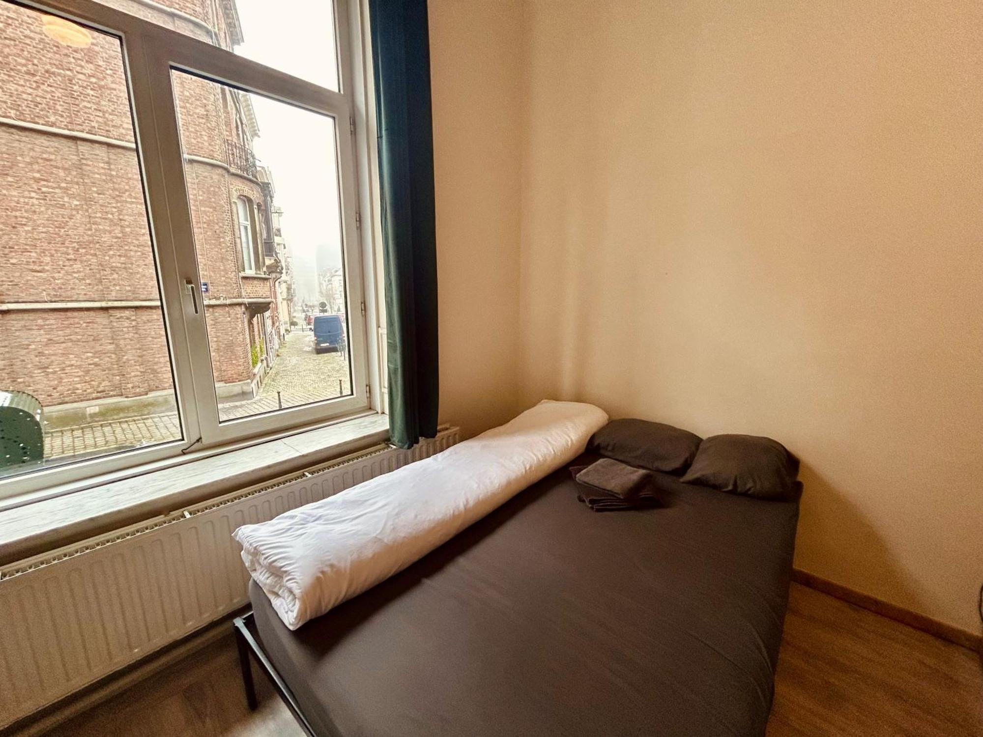 European District Hostel Brussels Ngoại thất bức ảnh
