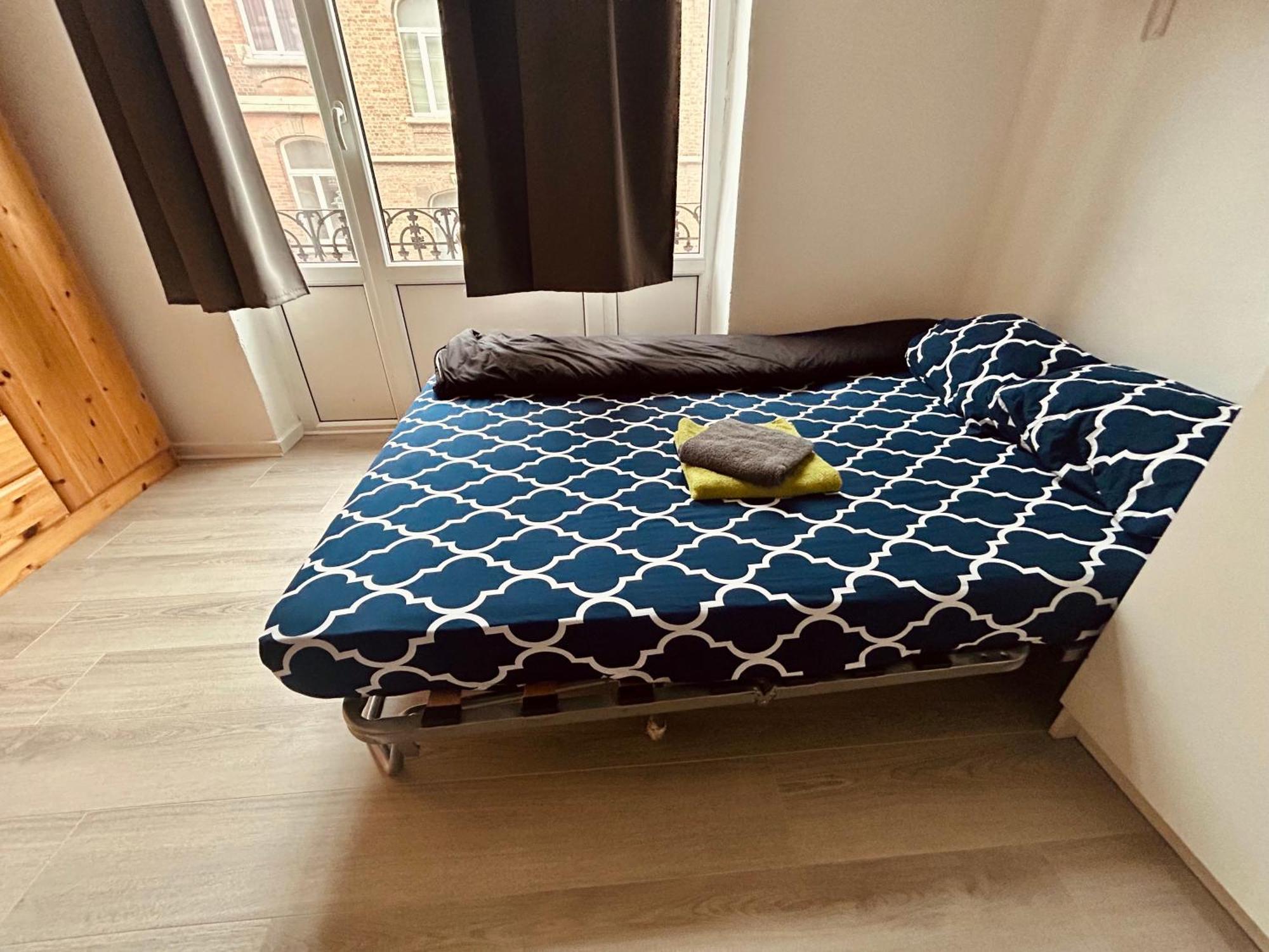European District Hostel Brussels Ngoại thất bức ảnh