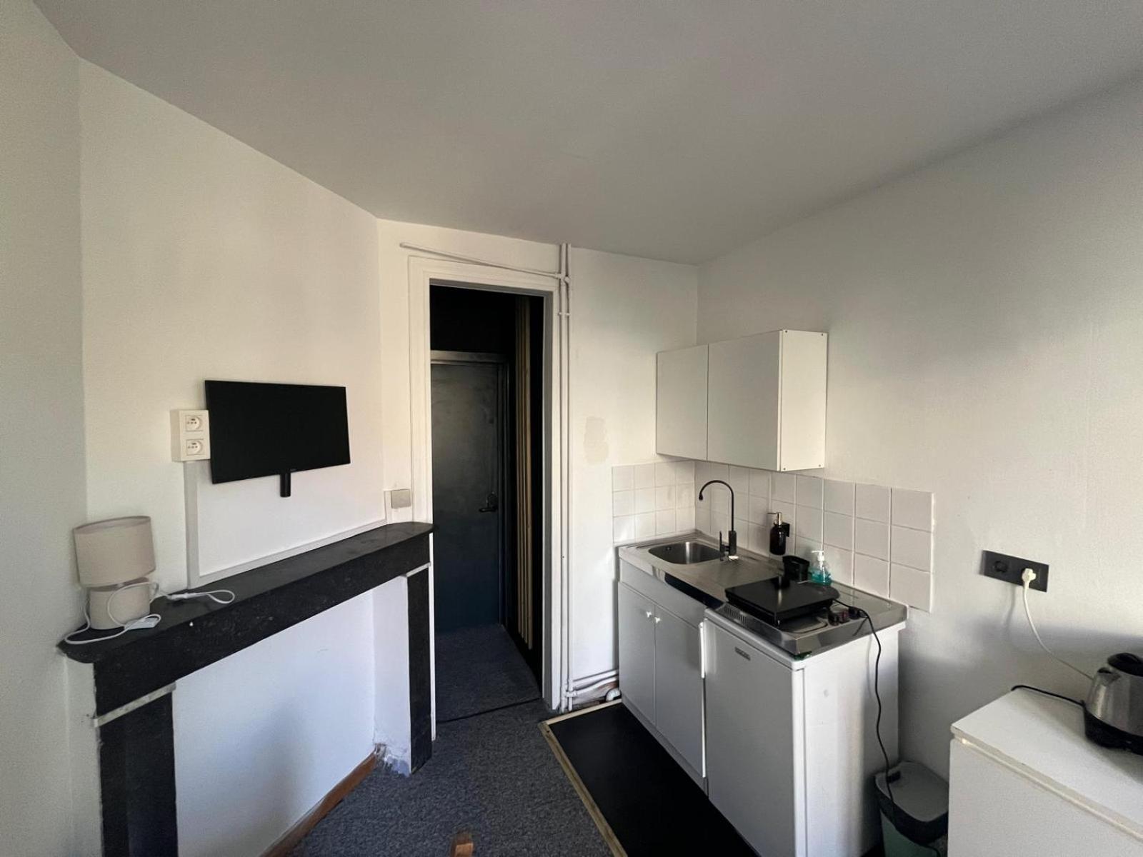 European District Hostel Brussels Ngoại thất bức ảnh