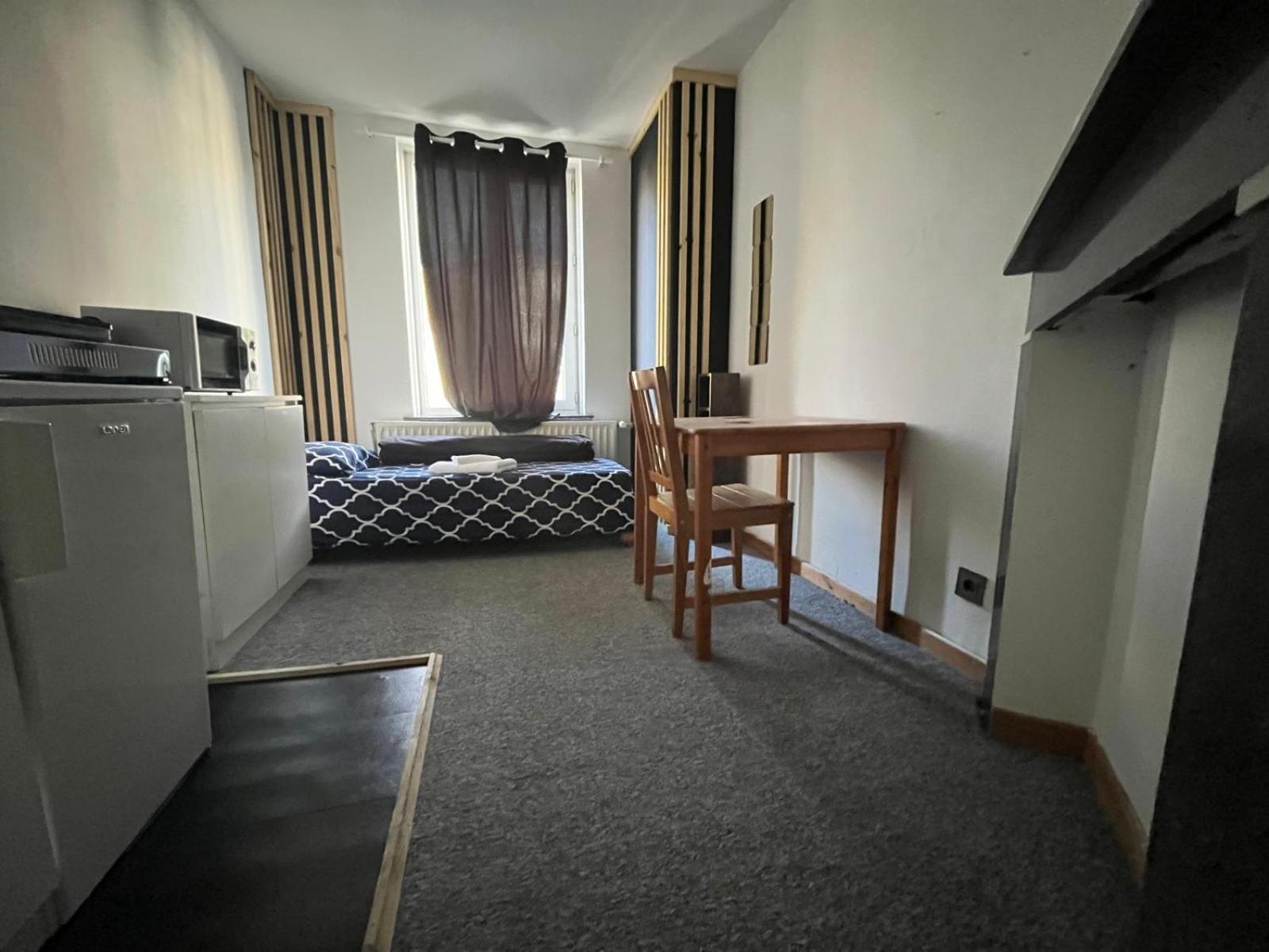 European District Hostel Brussels Ngoại thất bức ảnh