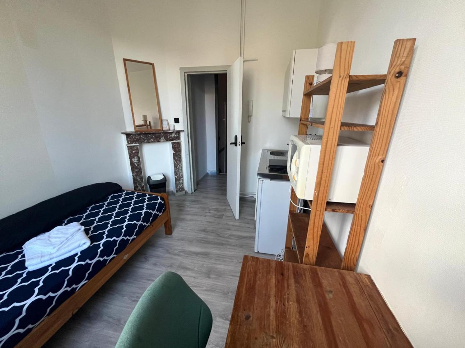 European District Hostel Brussels Ngoại thất bức ảnh