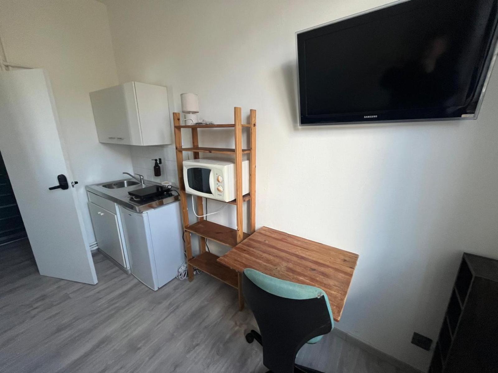 European District Hostel Brussels Ngoại thất bức ảnh