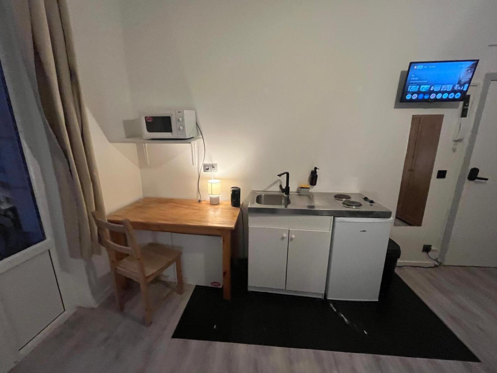 European District Hostel Brussels Ngoại thất bức ảnh