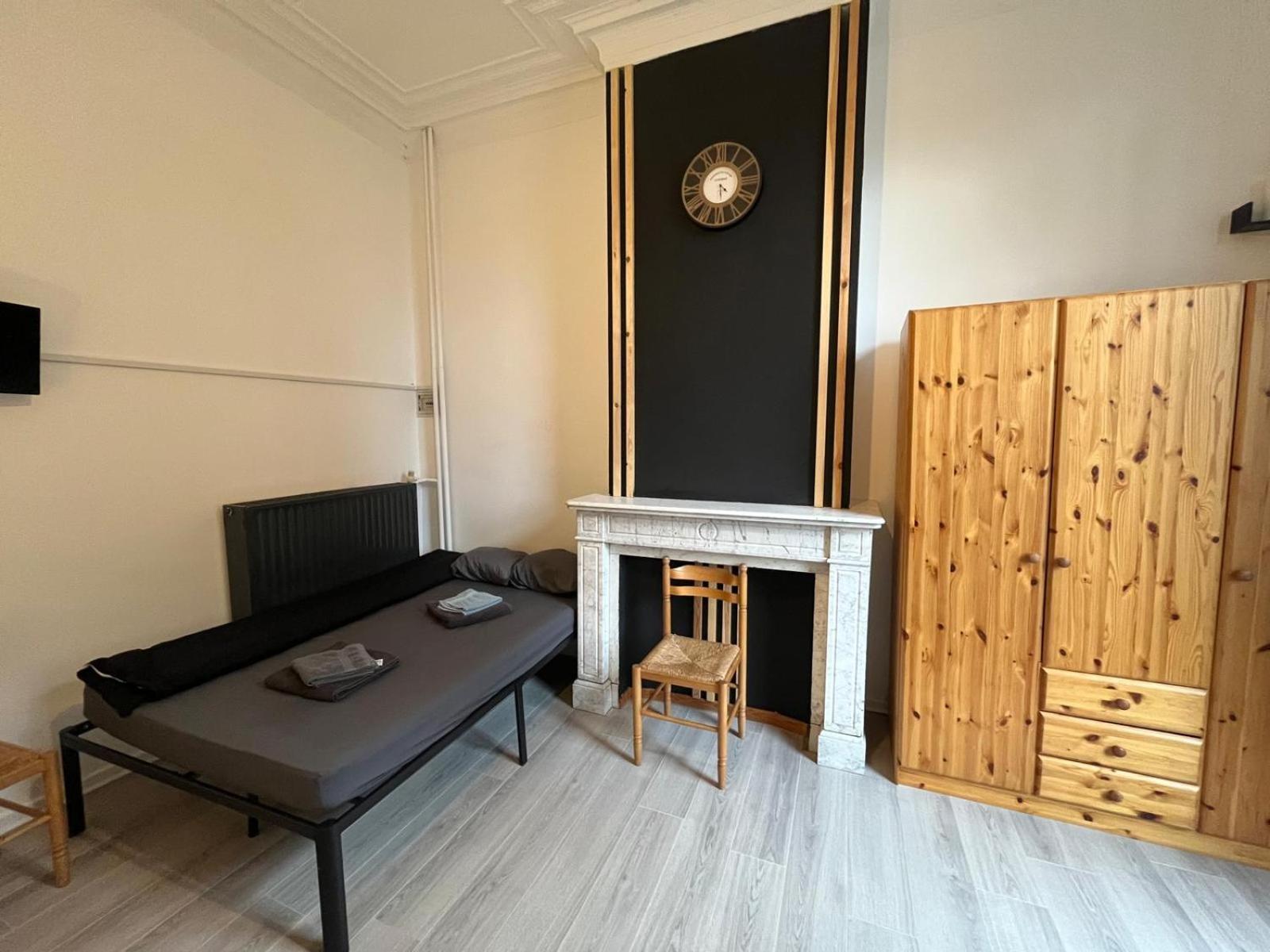 European District Hostel Brussels Ngoại thất bức ảnh