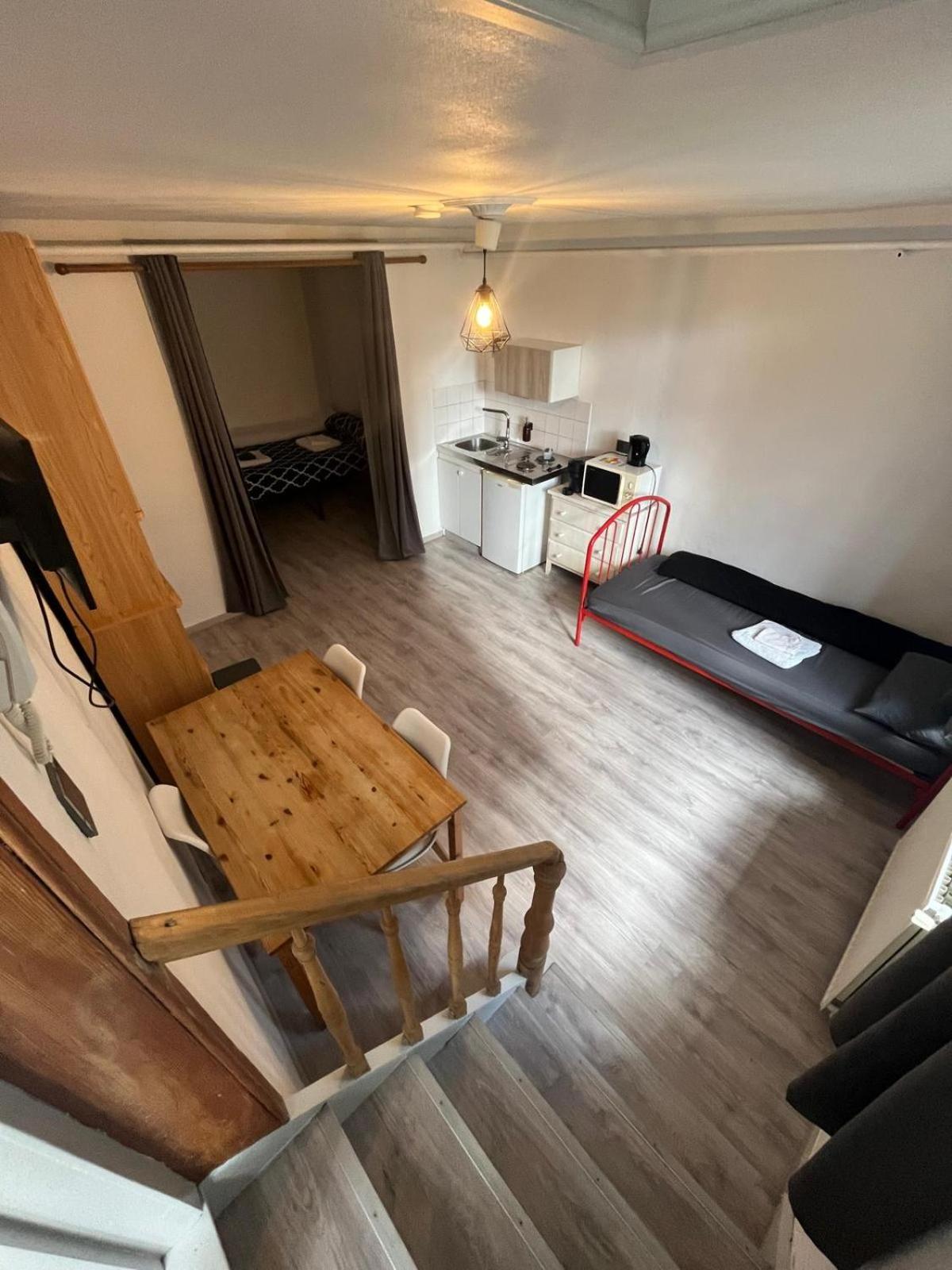 European District Hostel Brussels Ngoại thất bức ảnh