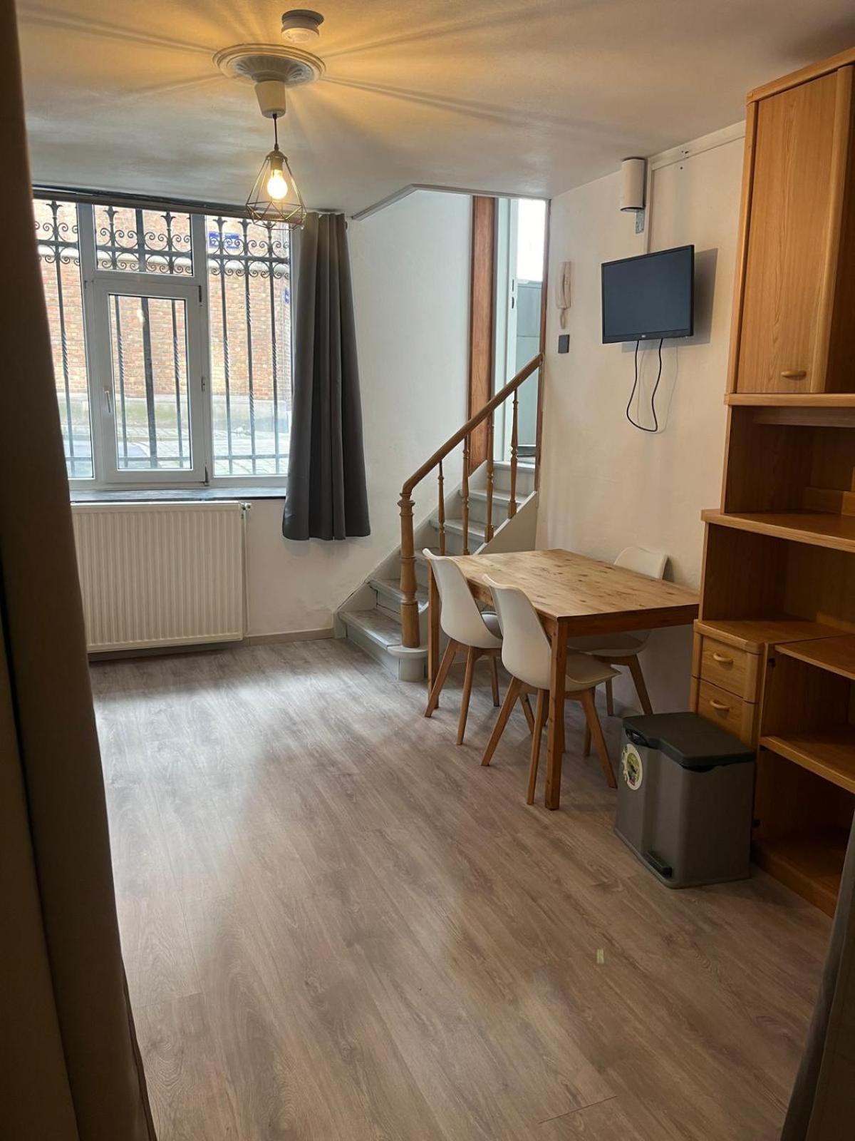 European District Hostel Brussels Ngoại thất bức ảnh